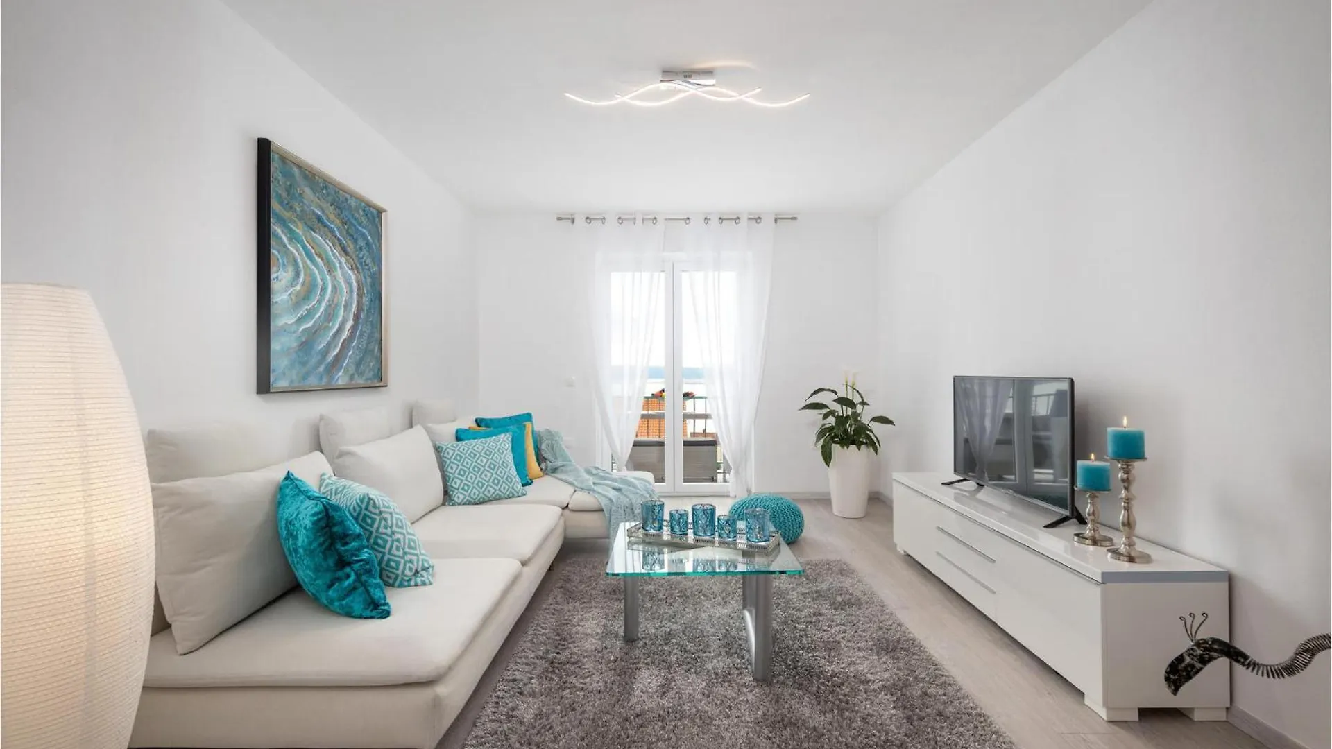 Gorgeous Apartment In Dramalj With Kitchen
